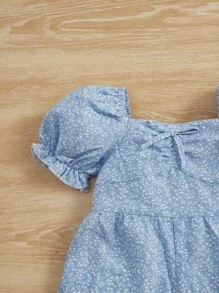 SHEIN 嬰兒女生整體植物印花泡泡袖打結前開襠爬蟲衣