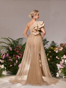 Faeriesty Dressalisa Maternity Elegance One-Shoulder Ruffle Sleeve Gown&Babyshower Dresses With Cascading Side Slit Organza Train & Sculpted Fish-Tail Hem – Sophisticated Baby Shower Dress For Formal Dinners, Bridal Luncheons, Celebratory Receptions, Maternity Galas, And Elegant Ceremonies