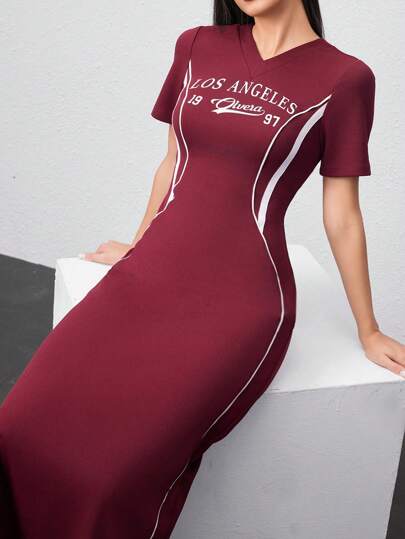 Seusyu 字母印花v領束腰連衣裙