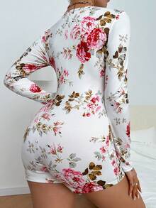 女士一件式睡衣,印花花朵圖案並長袖設計 - 白色 - 查看 2