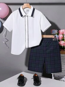 SHEIN 2 Cái/bộ Tween Boy Loose Fit Áo Sơ Mi Cổ Bẻ Thanh Lịch Và Quần Short Ca Rô Trang Phục Quý Ông - trắng - Xem 1