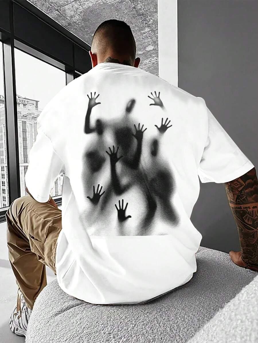 Manfinity EMRG Camiseta Holgada Con Grafico De Figura Para Hombre Con Hombros Caídos - Blanco - Ver 1