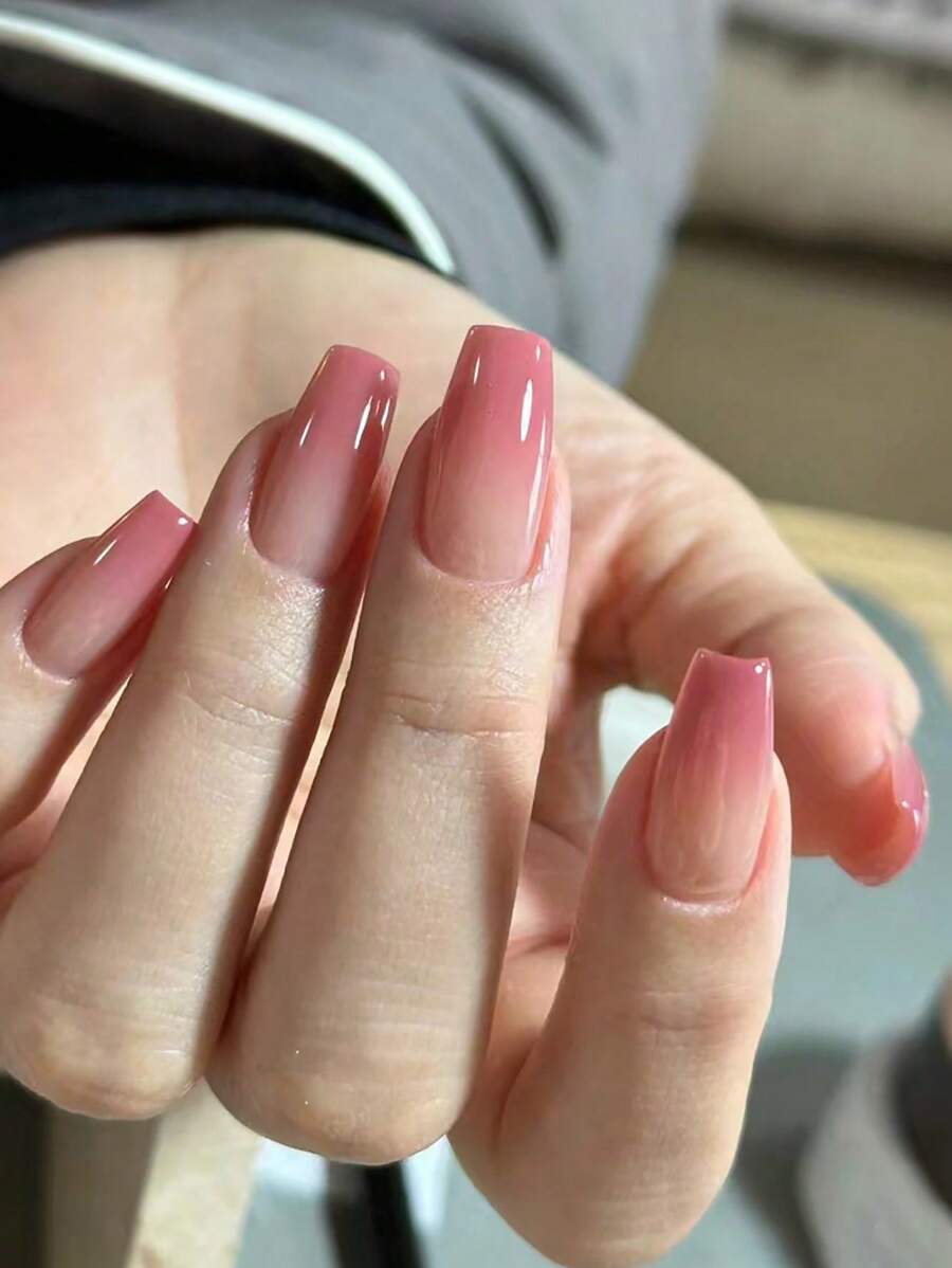 VV MEI JIA ER 24 piezas Kit de arte de uñas acrílicas de bailarina degradado, incluye uñas cortas en forma de ataúd, gel de gelatina, uñas postizas con patrón degradado en tonos rosados desnudos (12 tallas), uñas postizas reutilizables, 1 cinta para uñas, 1 lima de uñas - Elegante manicura - Multicolor - Ver 1