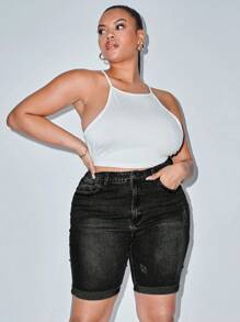 SHEIN SXY Plus Size Women's Slim Fit Denim Shorts With Pockets
