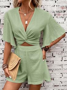 SHEIN Clasi Bộ áo crop top tay cánh bướm xoắn phía trước và quần short hai mảnh - màu xanh lá - Xem 3