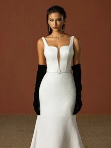 Minimalist Square Neckline Spaghetti Strap French Style Wedding Dress Gown - White - View 3