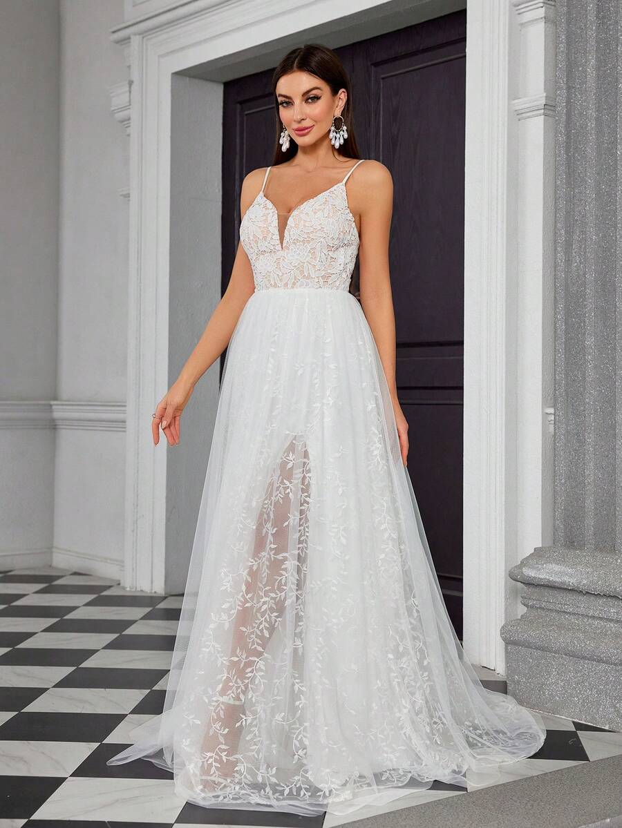 Spaghetti Strap V-Neck Embroidered Lace Mesh Flared Slit Wedding Dress - White - View 1
