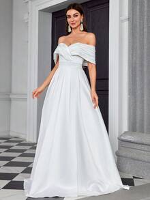 Off-Shoulder Asymmetrical Pleated Satin High Slit Maxi Wedding Dress - White - View 3