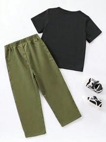 SHEIN Tricou cu mânecă scurtă, cu gât rotund, cu imprimeu cu litere uni și pantaloni cu fundă color block. Cânteie cu litere pe ambele părți. Un set cool și drăguț din două piese de pantaloni sport casual la modă, potriviti pentru zi cu zi, școală, vacanțe, ieșiri de primăvară, sporturi în aer liber, tabere de vară, potrivite pentru anotimpurile de primăvară și vară - Verde Armată - Vizualizare 2