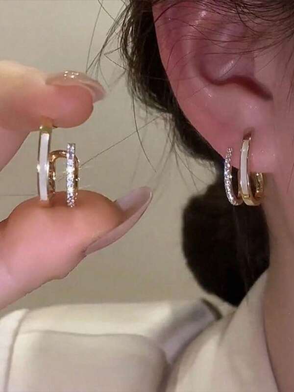 1pair Fashionable Personalized Rhinestone Inlaid Ear Studs