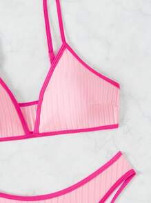 SHEIN Swim Maillot de bain bikini avec bordure contrastée, plage d'été