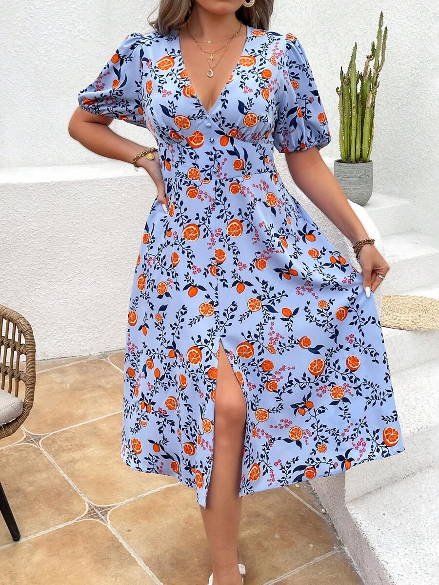 SHEIN VCAY 大尺碼假期氣泡袖深v領裙 - 彩色 - 查看 1