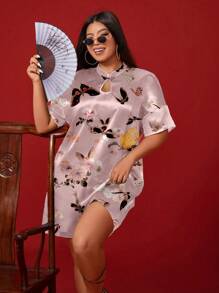 SHEIN Clasi 女士大碼旗袍連衣裙,帶花和蝴蝶印花 - 粉色 - 查看 3