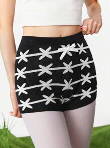 SHEINNeu Conjunto Casual De Suéter Y Pantalones Cortos De Manga Corta Para Mujer Con Estampado Integral