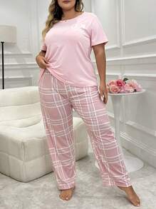 Doze Lane 大码睡衣套装，带字母印花短袖上衣和格纹裤 - 粉色 - 查看 5