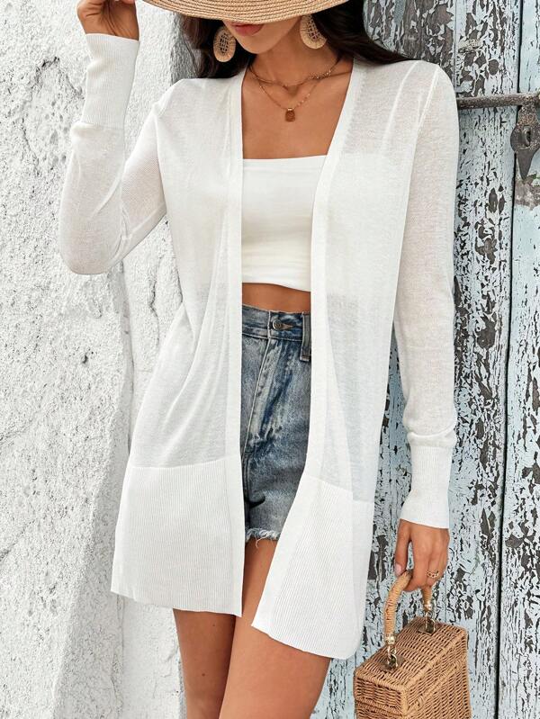 Cárdigan largo casual de protección solar para vacaciones de mujer en blanco