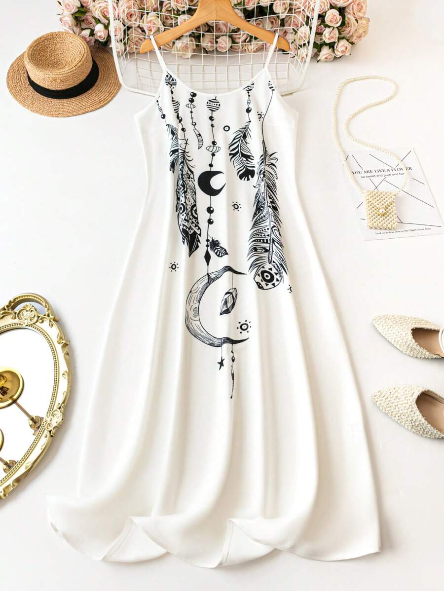 SHEIN LUNE Đầm Cami in hình mặt trăng, ngôi sao và lông vũ dành cho nữ cỡ lớn cho kỳ nghỉ hè - trắng - Xem 1