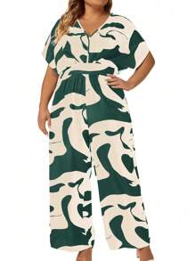 SHEIN Clasi Plus Size Women's Summer Geometric Print V-Neck Batwing Short Sleeve Jumpsuit - Green - View 1