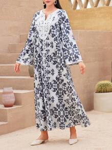 Al Najma Floral Printed Patchwork Water-Soluble Lace Abaya With Notch Neckline Kaftan Jalabiya Dress - Black and White - View 3