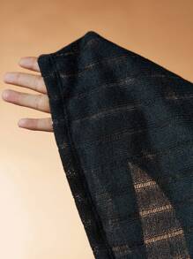 Forever 21 女性純色無袖連帽背心上衣，帶V領線，適合夏天