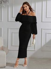 Modelyn Robe longue fendue ras-du-cou avec encolure halter de couleur unie