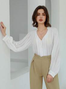 GENKIRA V領紋理半透明長袖女式襯衫 - 白色 - 查看 4