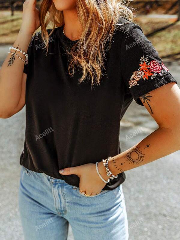 Acelitt Women's Casual Floral Embroidered Short Sleeve T-Shirt, Summer