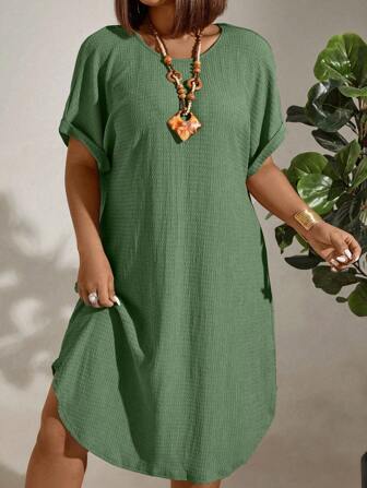 SHEIN LUNE Plus Size Summer Textured Round Neck Batwing Sleeve Dress