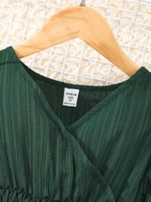 Vestido con mangas abullonadas, volantes en el bajo y textura para niña preadolescente, ideal para vacaciones, verano y viajes - Verde Oscuro - Ver 4
