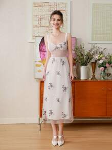 GENKIRA Strapless Embroidered Floral Layered Sleeveless Dress - Multicolor - View 4