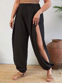 RueChic Plus Split Detailed Thigh Pants - Black - View 1
