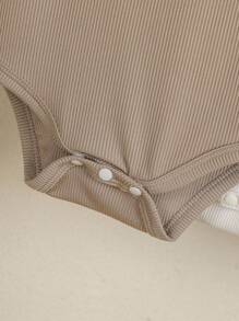 SHEIN Vintaside Kids 5入組實色條紋短袖連體衣，適用於男寶寶 - 彩色 - 查看 3