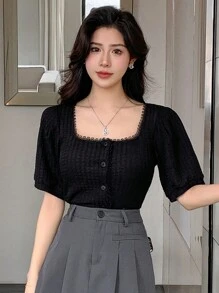 DAZY 女士纯色纹理面料方领短袖衬衫，适合夏季穿着，短袖上衣，可爱上衣 - 黑色 - 查看 2