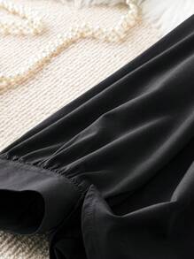 SHEIN Clasi 大尺寸純色打褶長袖襯衫,適用於春夏季節 - 黑色 - 查看 4