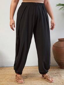 RueChic Plus Split Detailed Thigh Pants - Black - View 5