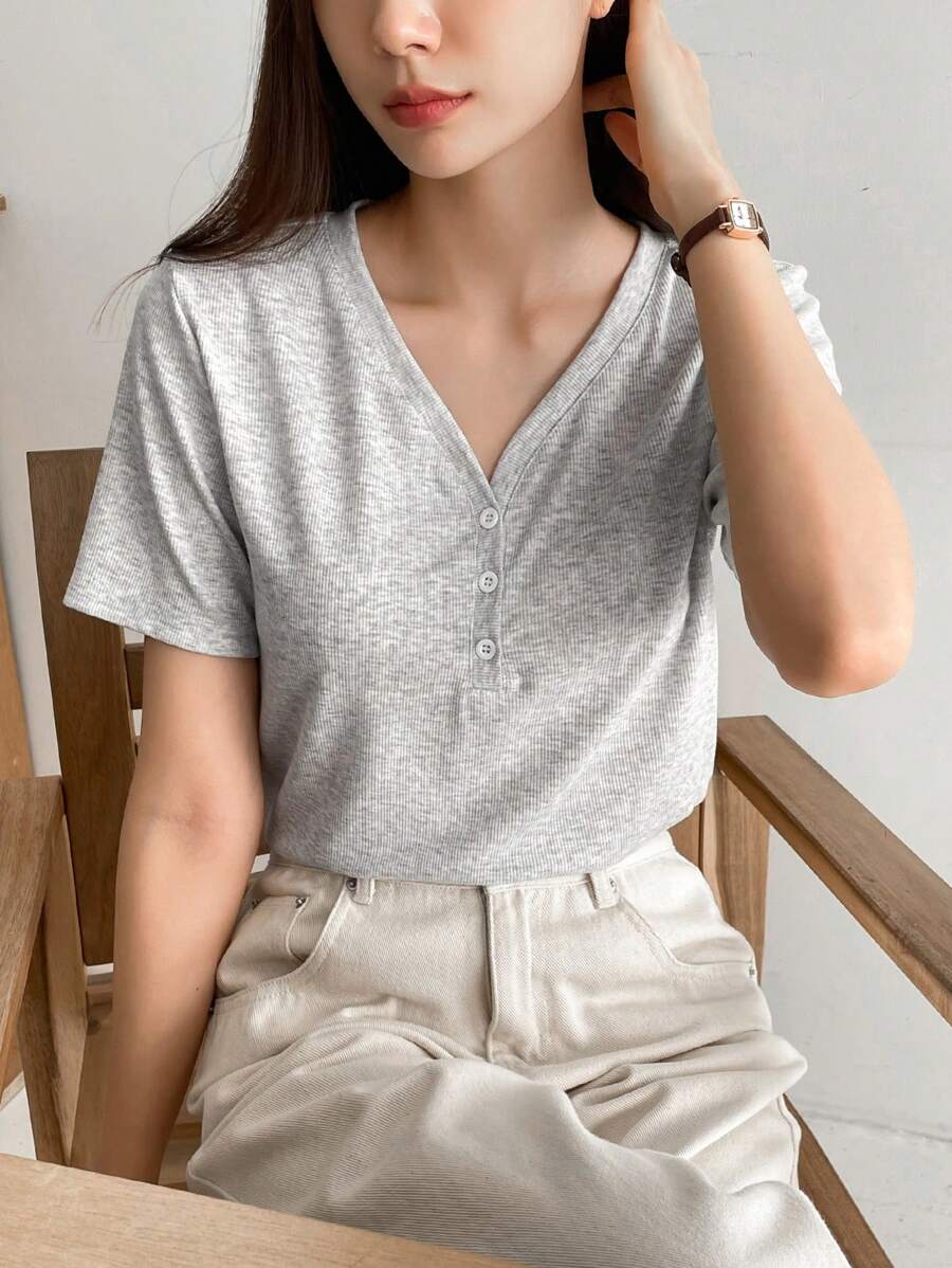 Dazy-Less 女式罗纹短袖 T 恤,夏季复古风格学院风上衣,商务休闲女士工作服 - 淺灰色 - 查看 1