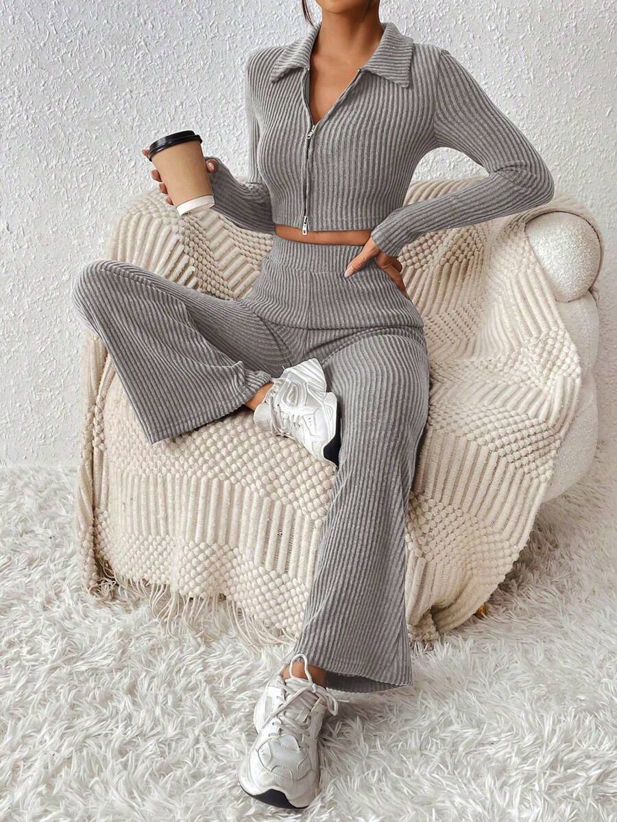 SHEIN PETITE 女式纯色罗纹运动服，配修身拉链夹克和喇叭裤 - 灰色 - 查看 1