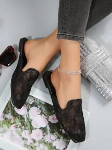 Women Flats Busur Plain - Hitam - View 2