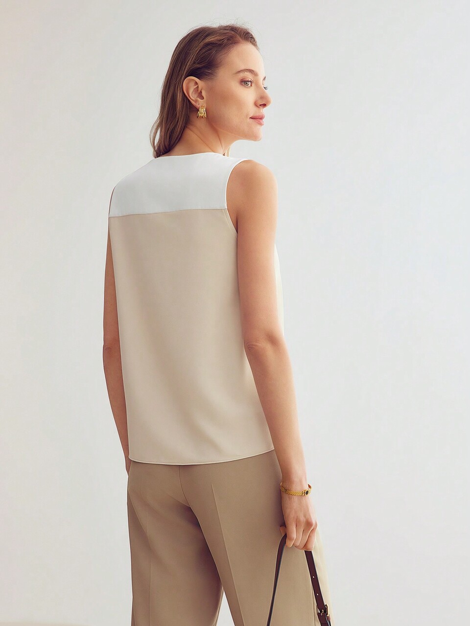 COLOR BLOCK BOXY TANK TOP,OLD MONEY