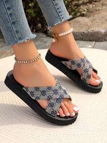 2024 Mùa hè Phong cách mới Vải in Dây đeo chéo Thanh lịch Ngoài trời bờ biển Kích thước lớn Của phụ nữ Nêm Dày Đáy Dép xăng đan - Xanh đậm - Xem 5