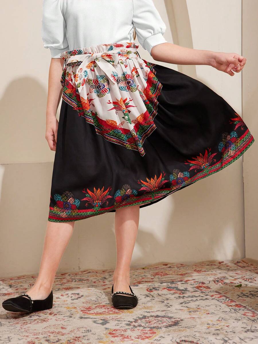 SHEIN 少女們寬鬆可愛的印花擺裙,適合日常穿著 - 黑色 - 查看 1