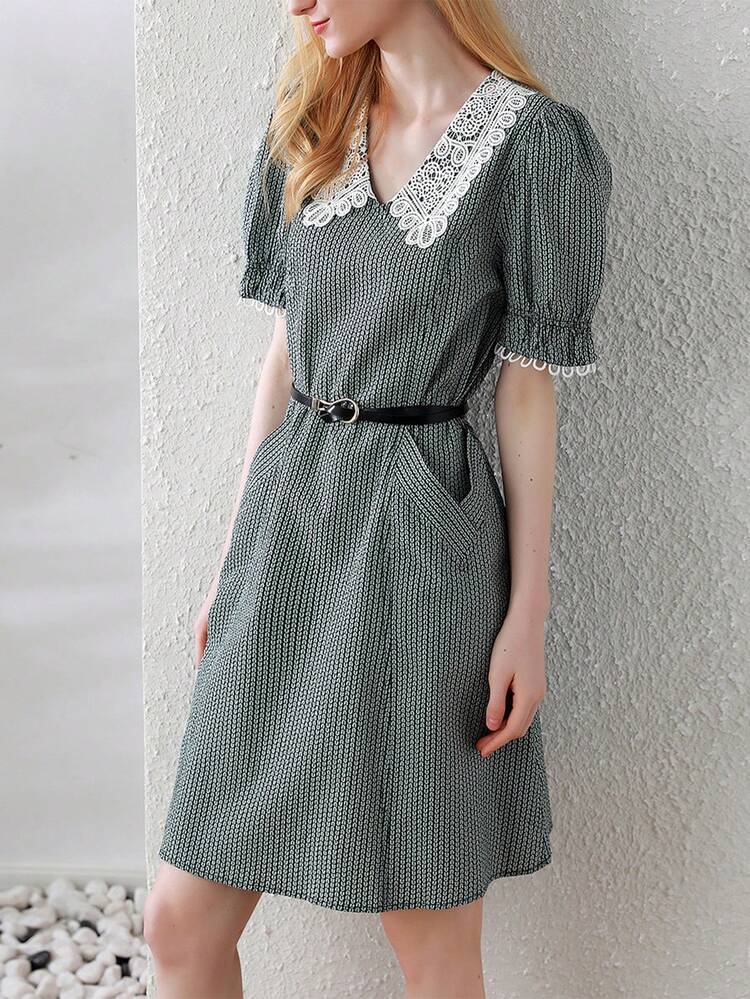 Vestido de manga corta con cuello Peter Pan de encaje - Multicolor - Ver 6