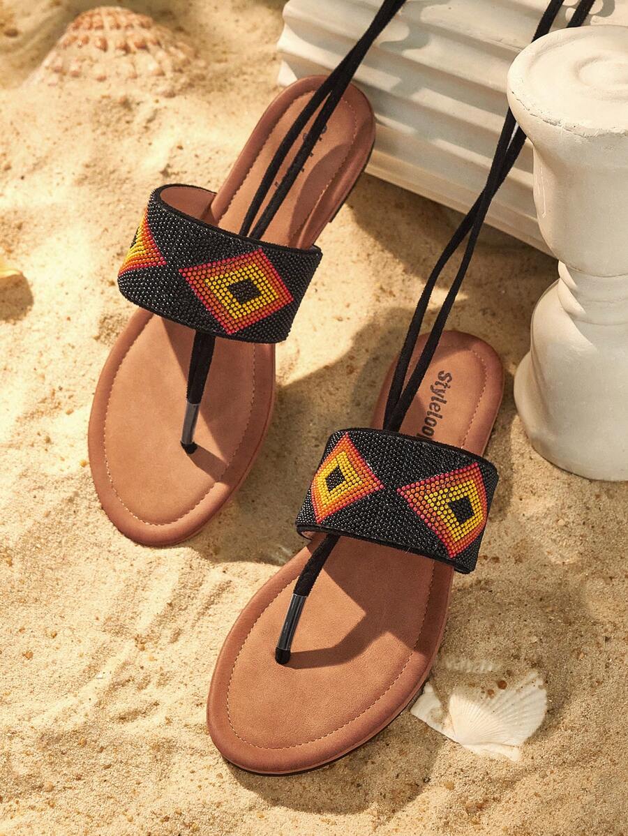 Styleloop Sandálias Rasteiras Femininas da Moda com Strass Estilo Novo e Elegante para Férias na Praia no Verão, de Verão de Sapatos de Férias