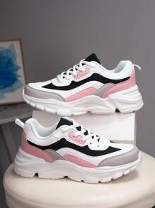 Zapatillas deportivas informales de malla transpirable para niñas adolescentes, ligeras y gruesas, adecuadas para uso diario, con estilo, versátiles, antideslizantes y con aumento de altura, ideales para la escuela - Multicolor - Ver 1