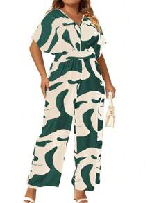 SHEIN Clasi Plus Size Women's Summer Geometric Print V-Neck Batwing Short Sleeve Jumpsuit - Green - View 5