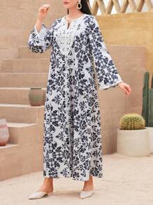 Al Najma Floral Printed Patchwork Water-Soluble Lace Abaya With Notch Neckline Kaftan Jalabiya Dress - Black and White - View 4