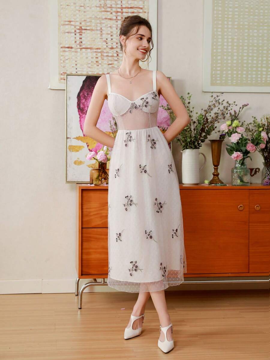 GENKIRA Strapless Embroidered Floral Layered Sleeveless Dress - Multicolor - View 1