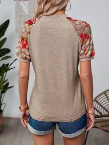 SHEIN Clasi Áo thun tay ngắn lưới họa tiết hoa tương phản cho nữ - Màu Khaki - Xem 2