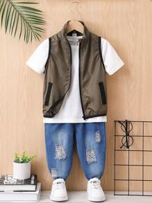 SHEIN Casualowy T-shirt dla chłopca w jednolitym kolorze z okrągłym dekoltem, kamizelka z zamkiem błyskawicznym z przodu i dżinsy z przetarciami