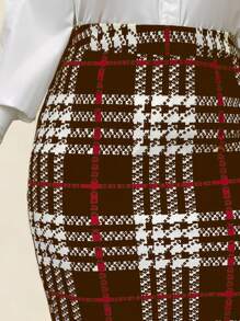 SHEIN Clasi Falda De Talle Alto Con Estampado De Cuadros De Talla Grande